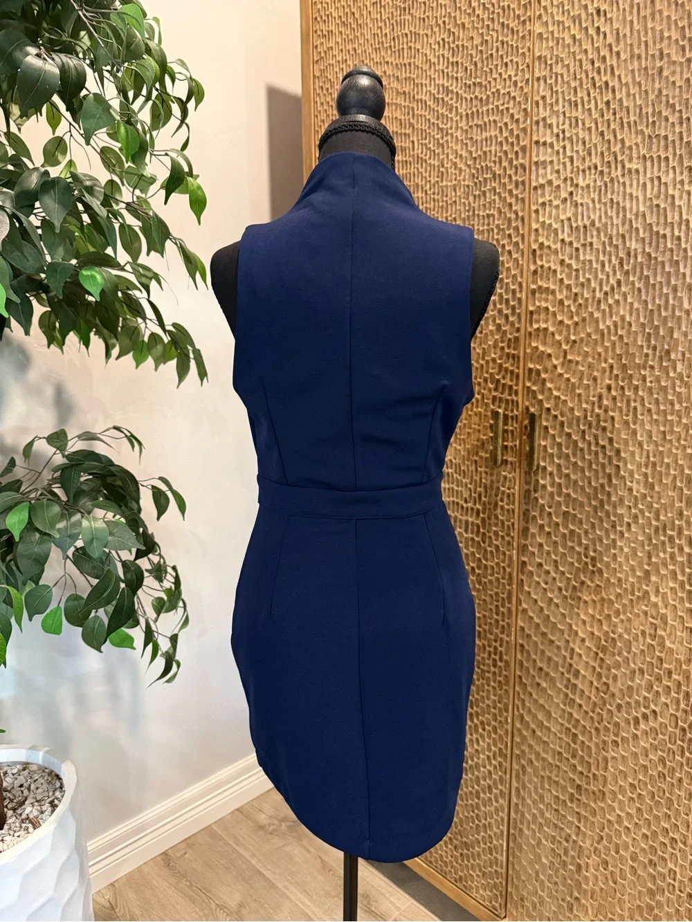 Angel Biba Navy Plunge Mini Dress - Picture 3 of 10